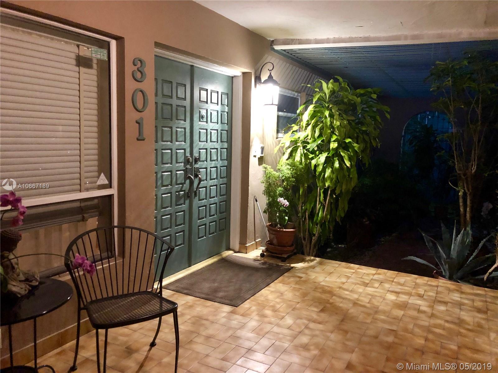 301 Southwest 30th Court Miami, FL 33135 - Photo 5 of 41