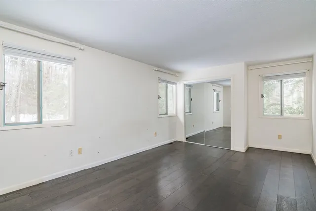 $618,800 | 11 Overlook Drive, Amherst, MA 01002