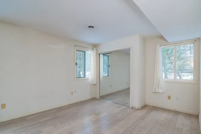 $618,800 | 11 Overlook Drive, Amherst, MA 01002