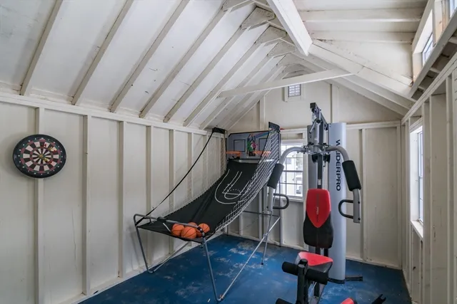 $618,800 | 11 Overlook Drive, Amherst, MA 01002