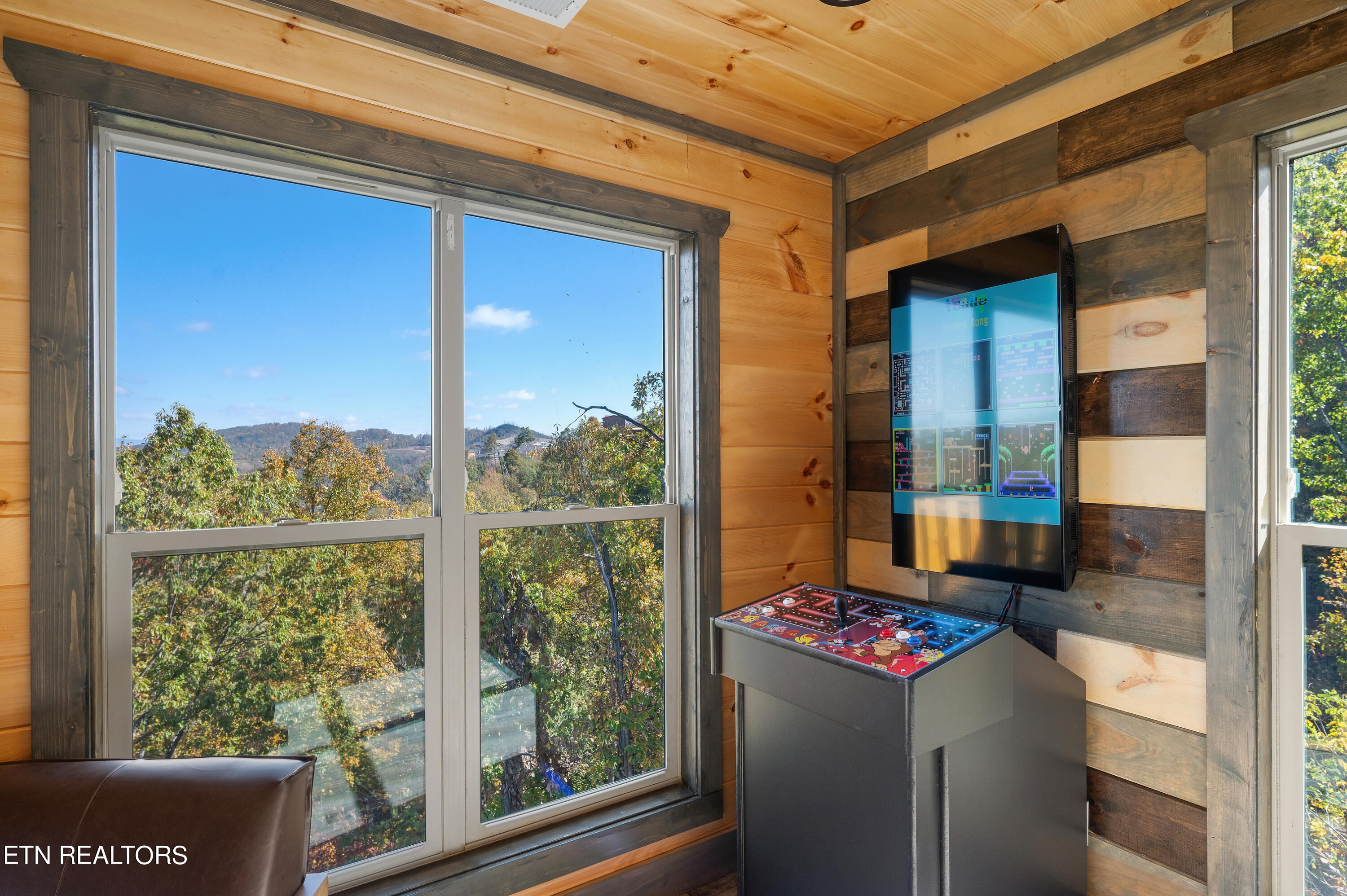 914 Crooked Ridge Road Gatlinburg, TN 37738 - Photo 22 of 57 CRE-40