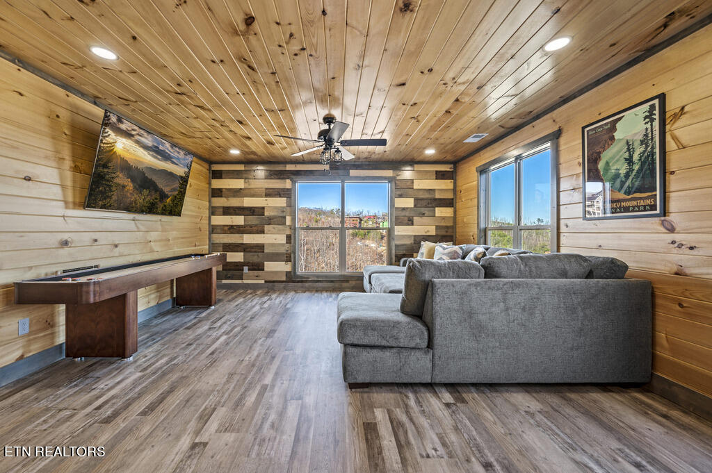 914 Crooked Ridge Road Gatlinburg, TN 37738 - Photo 31 of 57 JCM_5841