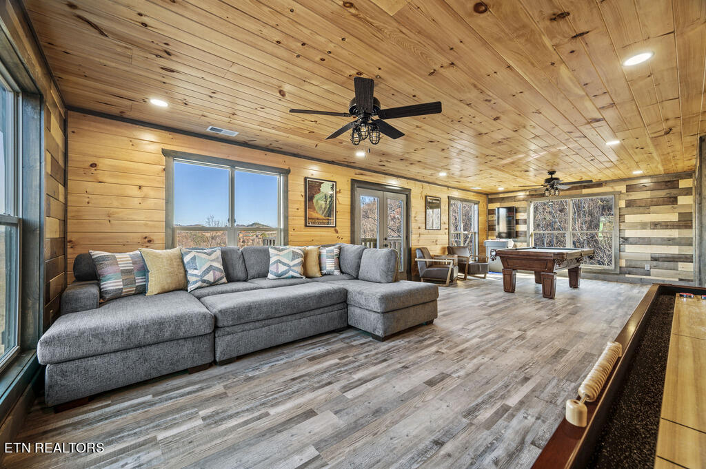 914 Crooked Ridge Road Gatlinburg, TN 37738 - Photo 37 of 57 JCM_5920