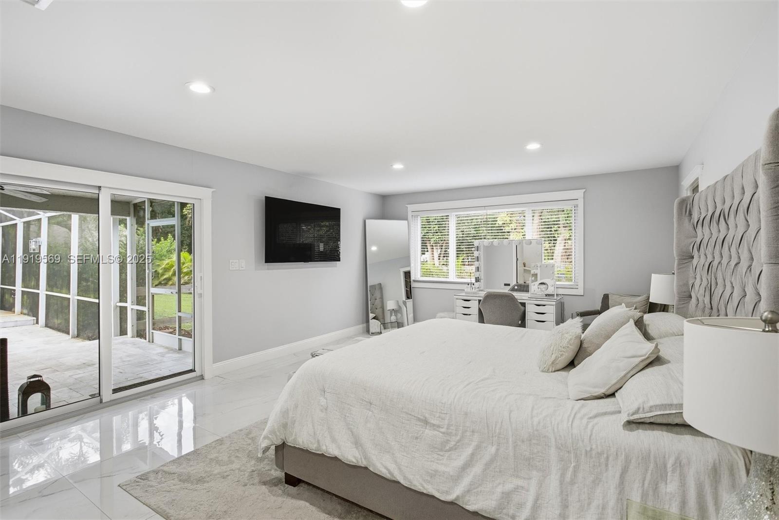 5601 Southwest 195th Terrace Southwest Ranches, FL 33332 - Photo 27 of 84