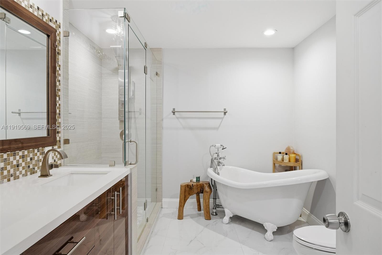 5601 Southwest 195th Terrace Southwest Ranches, FL 33332 - Photo 30 of 84