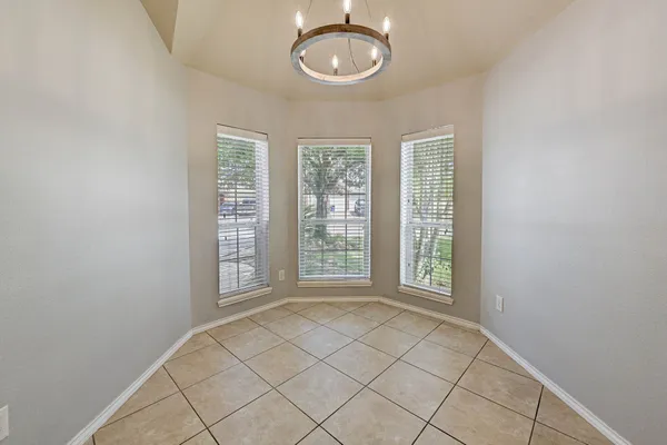 $2,100 | 18923 Bluestone Hollow Lane, Tomball, TX 77377