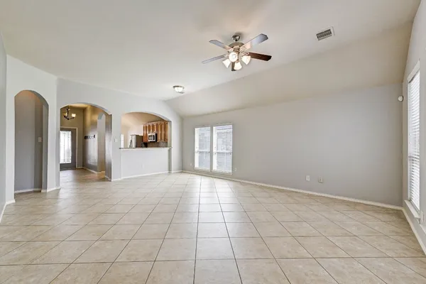$1,995 | 18923 Bluestone Hollow Lane, Tomball, TX 77377