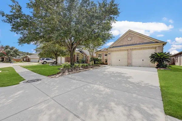 $1,995 | 18923 Bluestone Hollow Lane, Tomball, TX 77377