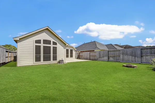 $2,100 | 18923 Bluestone Hollow Lane, Tomball, TX 77377