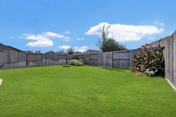 $1,995 | 18923 Bluestone Hollow Lane, Tomball, TX 77377