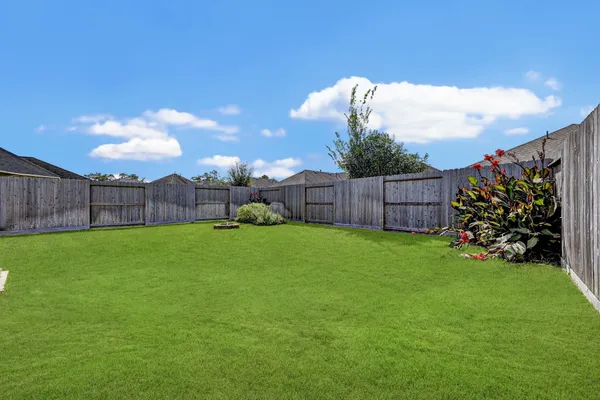 $2,100 | 18923 Bluestone Hollow Lane, Tomball, TX 77377
