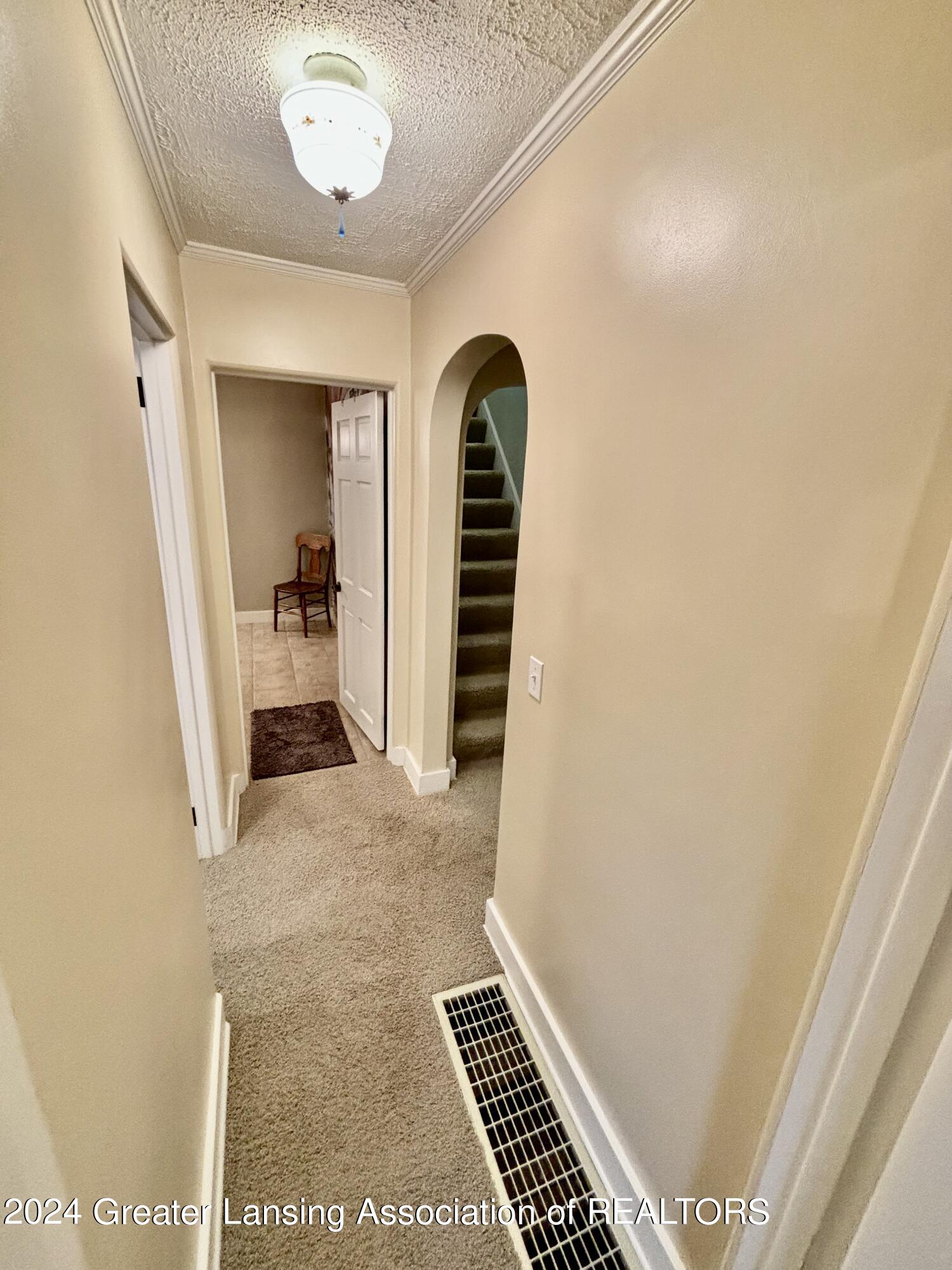 208 Bon Air Road Lansing, MI 48917 - Photo 28 of 128 IMG_1967
