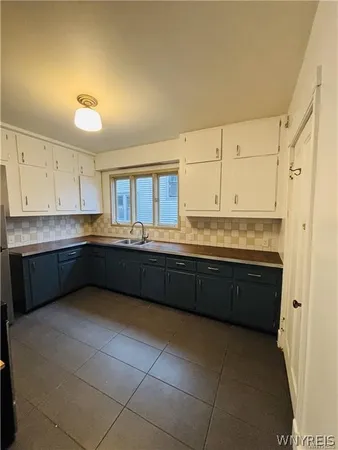 $1,500 | 164 Altruria Street, Buffalo, NY 14220