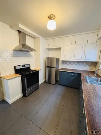 $1,500 | 164 Altruria Street, Buffalo, NY 14220