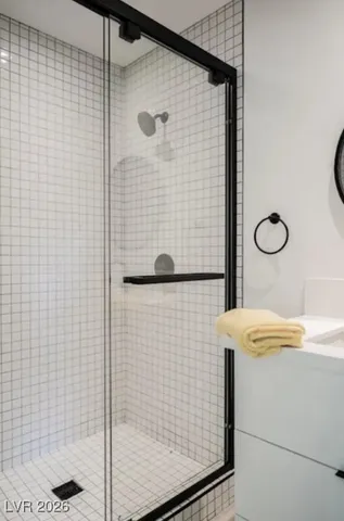 $1,000 | 715 South 3rd Street, Unit 9, Las Vegas, NV 89101