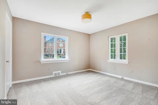 $1,769,000 | 4827 27th Place North, Arlington, VA 22207