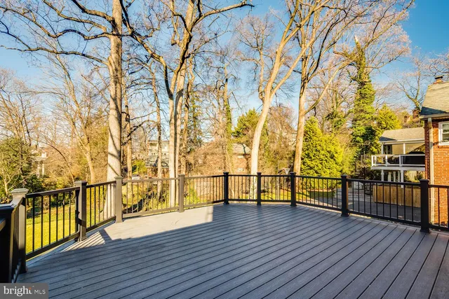 $1,769,000 | 4827 27th Place North, Arlington, VA 22207