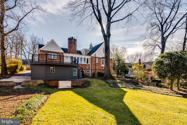 $1,769,000 | 4827 27th Place North, Arlington, VA 22207