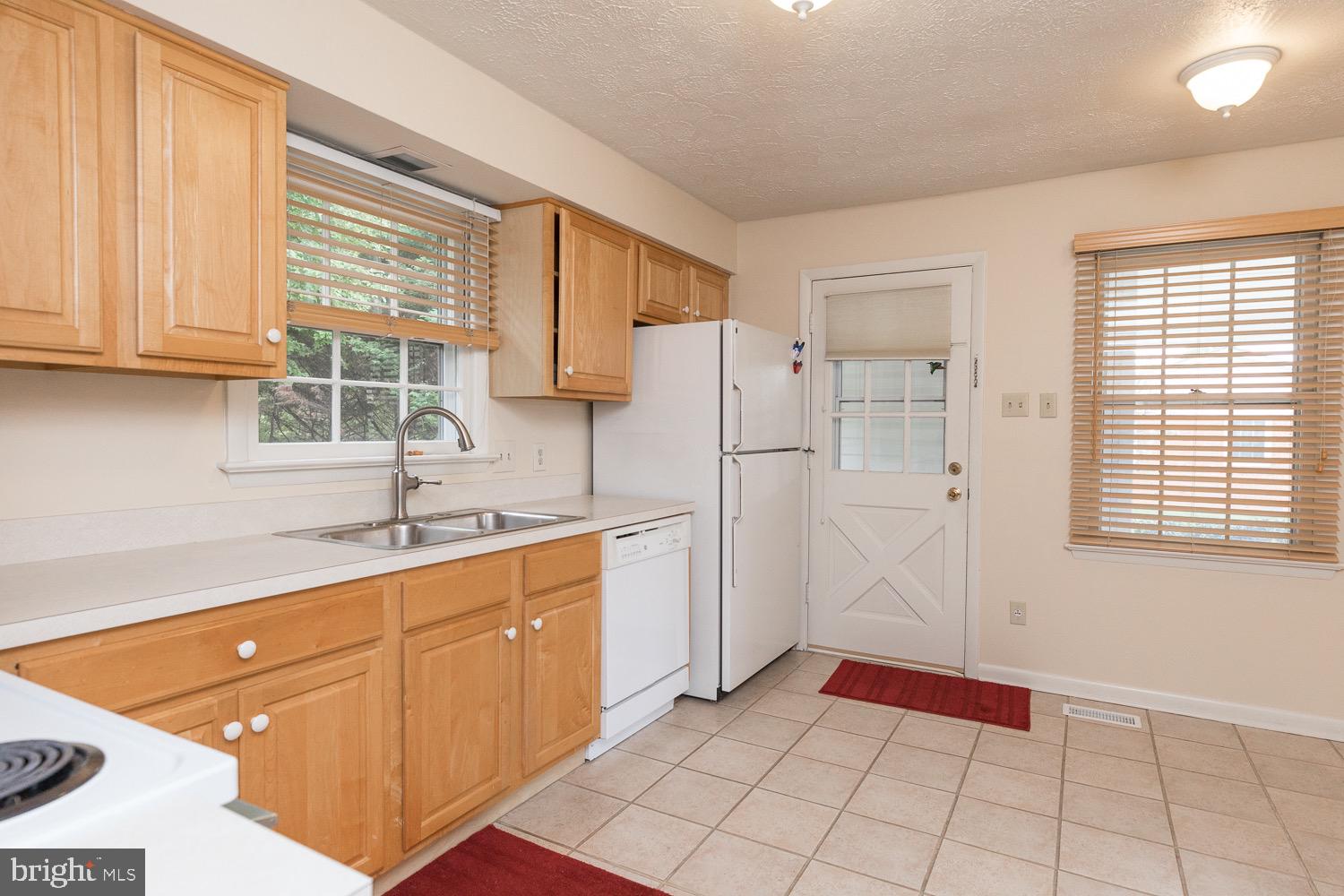 103 Frederick Road Stephens City, VA 22655 - Photo 22 of 40 Kitchen