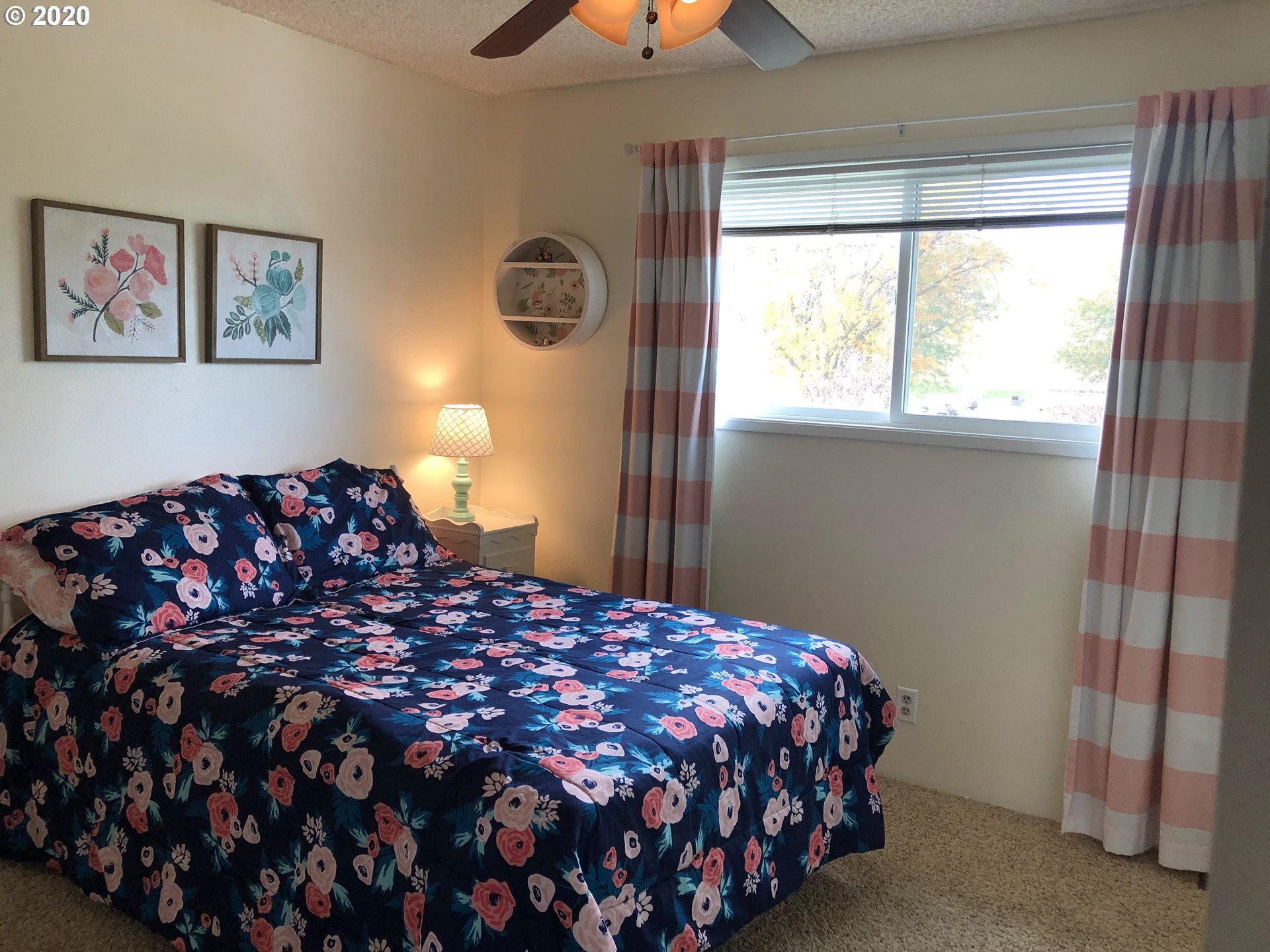 1554 Southwest 44th Street Pendleton, OR 97801 - Photo 18 of 22 a bedroom with a bed and window