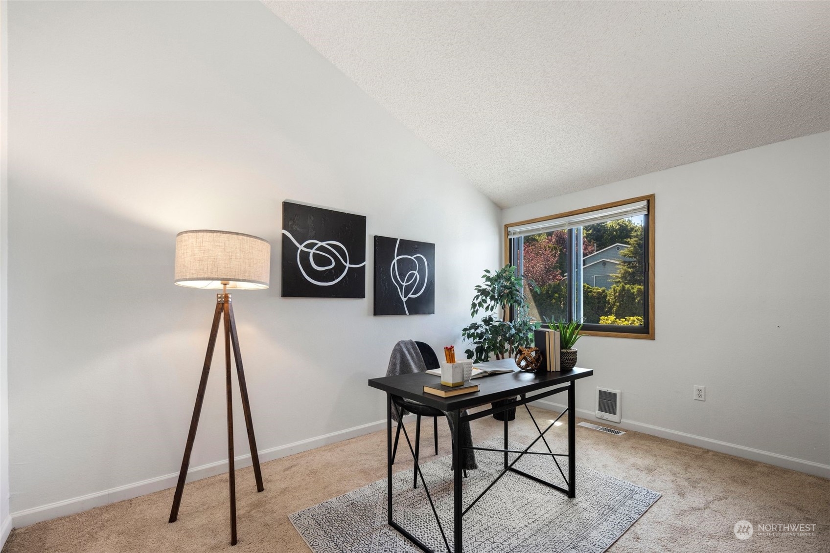 21658 14th Avenue South, Unit A10 Des Moines, WA 98198 - Photo 16 of 39 a living room with furniture and a potted plant
