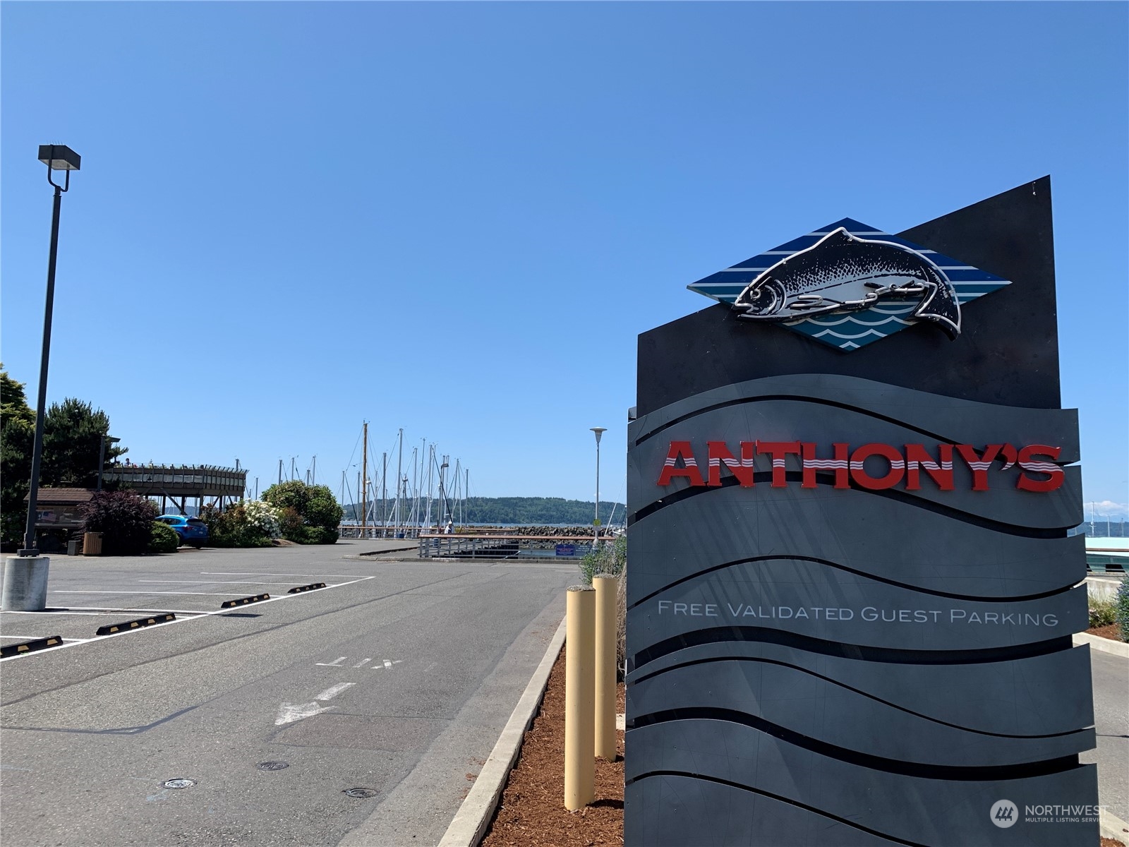 21658 14th Avenue South, Unit A10 Des Moines, WA 98198 - Photo 28 of 39 a black and white photo of a street