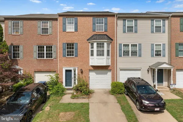 $3,100 | 706 Vanderbilt Terrace Southeast, Leesburg, VA 20175