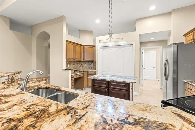 $3,675 | 1525 Crooked Stick Drive, Valrico, FL 33596