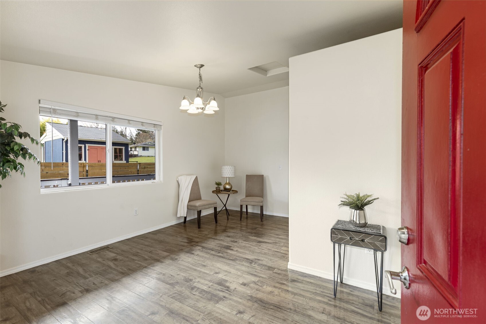 4474 Woods Road East Port Orchard, WA 98366 - Photo 11 of 34 Gallery Image 11