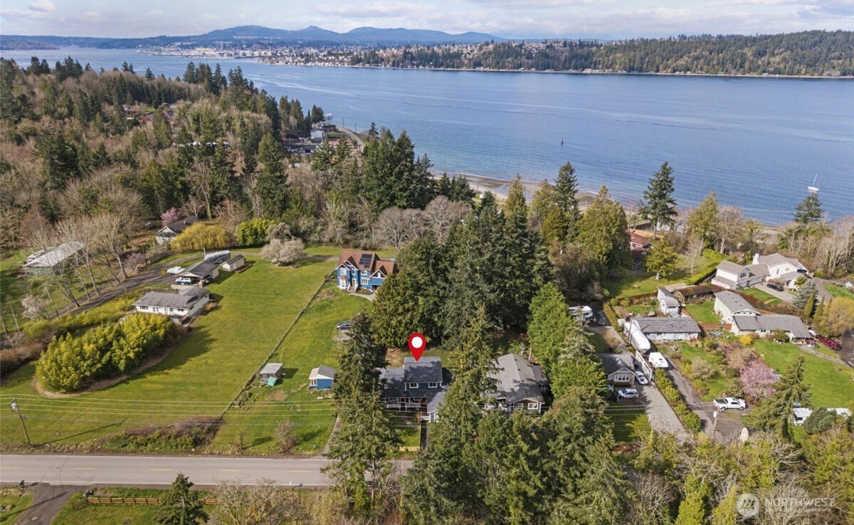 4474 Woods Road East Port Orchard, WA 98366 - Photo 2 of 34 Gallery Image 2
