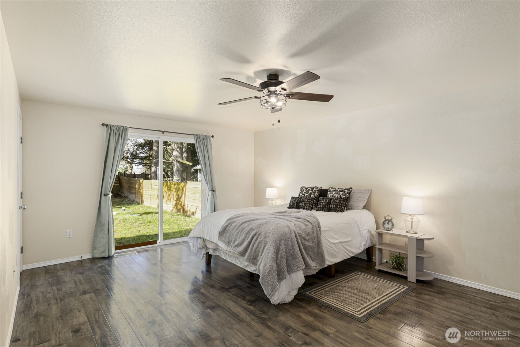 4474 Woods Road East Port Orchard, WA 98366 - Photo 22 of 34 Gallery Image 22