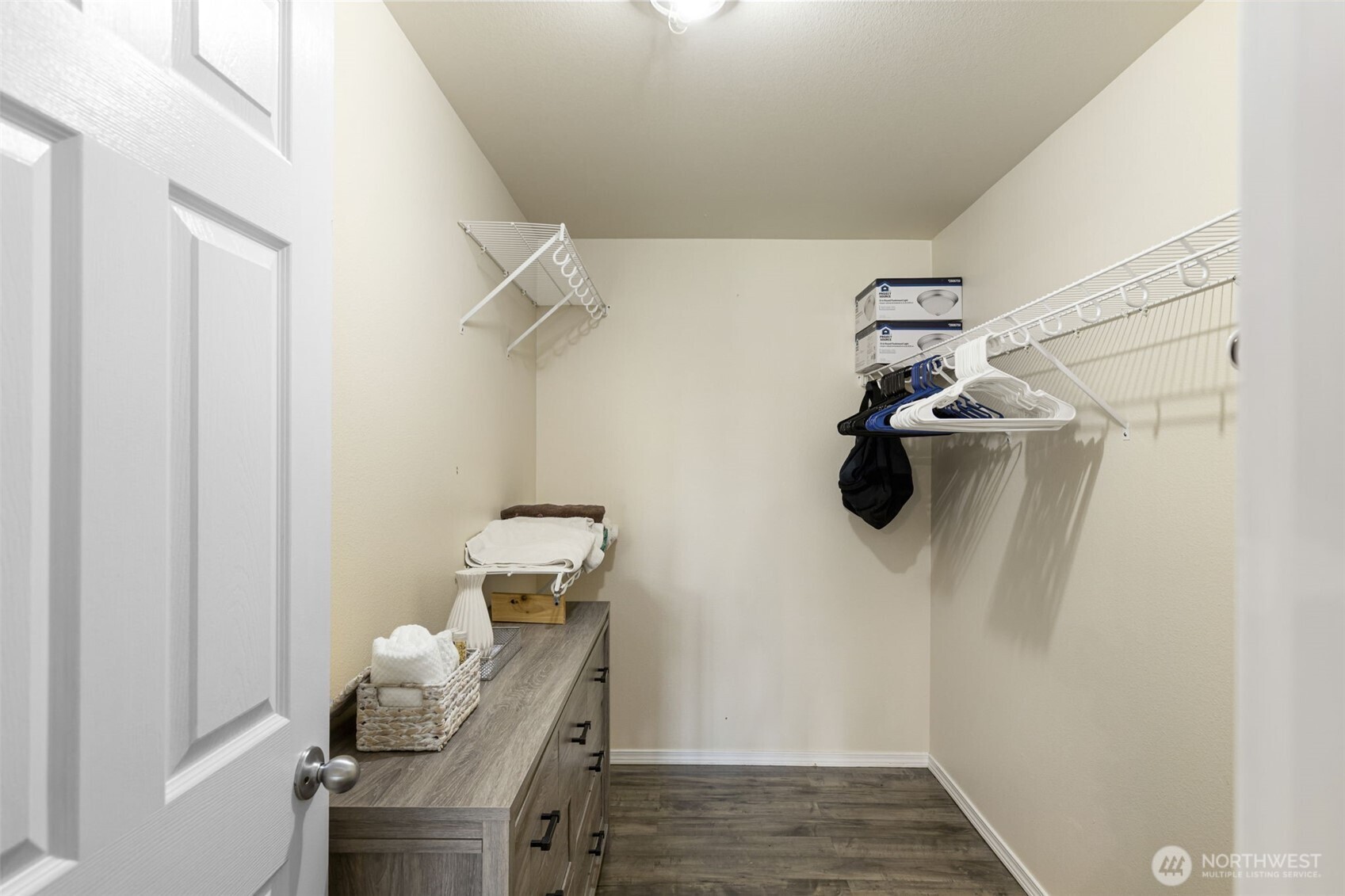 4474 Woods Road East Port Orchard, WA 98366 - Photo 24 of 34 Gallery Image 24