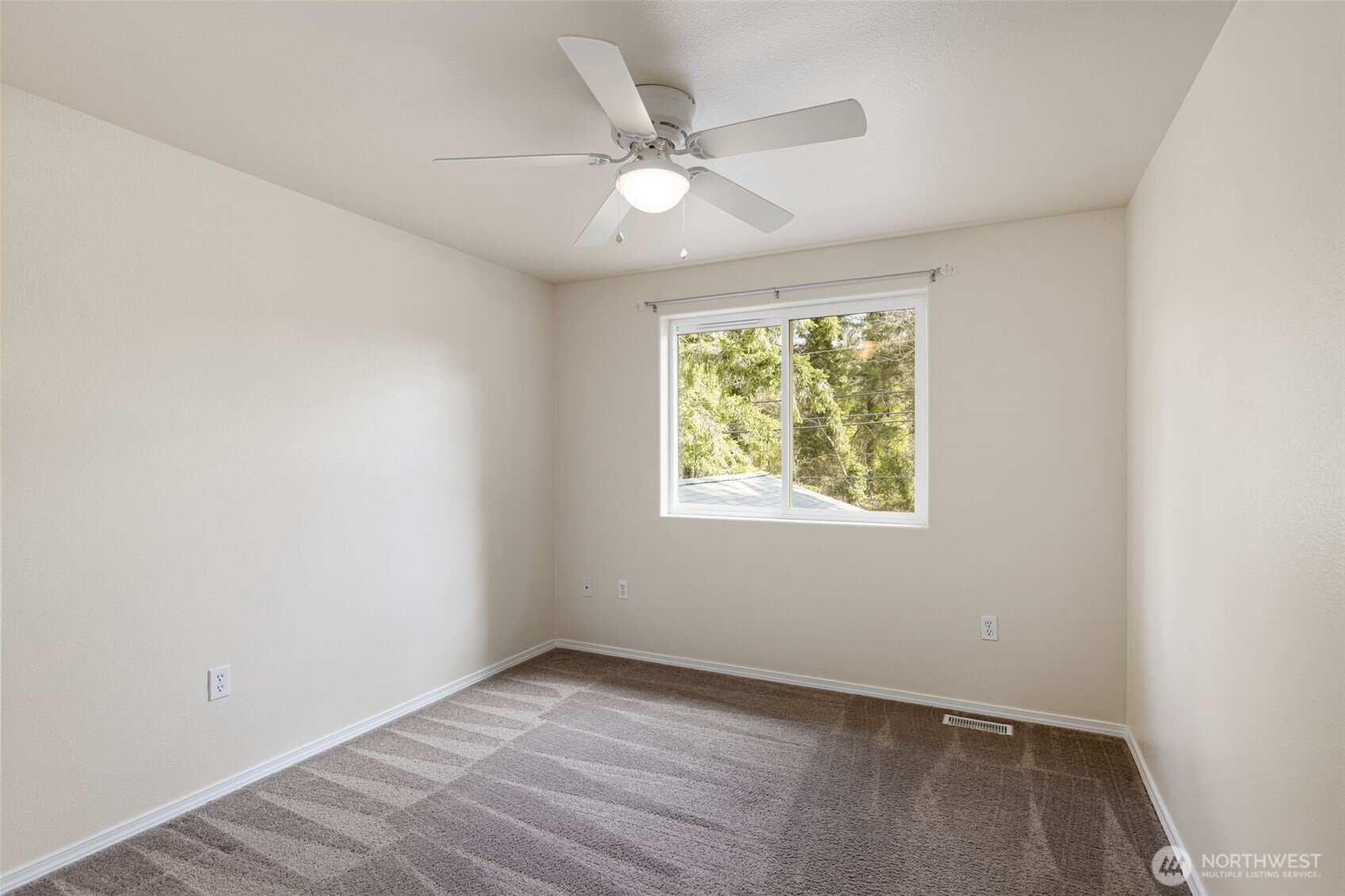 4474 Woods Road East Port Orchard, WA 98366 - Photo 29 of 34 Gallery Image 29