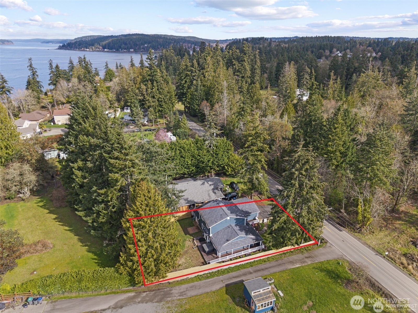 4474 Woods Road East Port Orchard, WA 98366 - Photo 3 of 34 Gallery Image 3