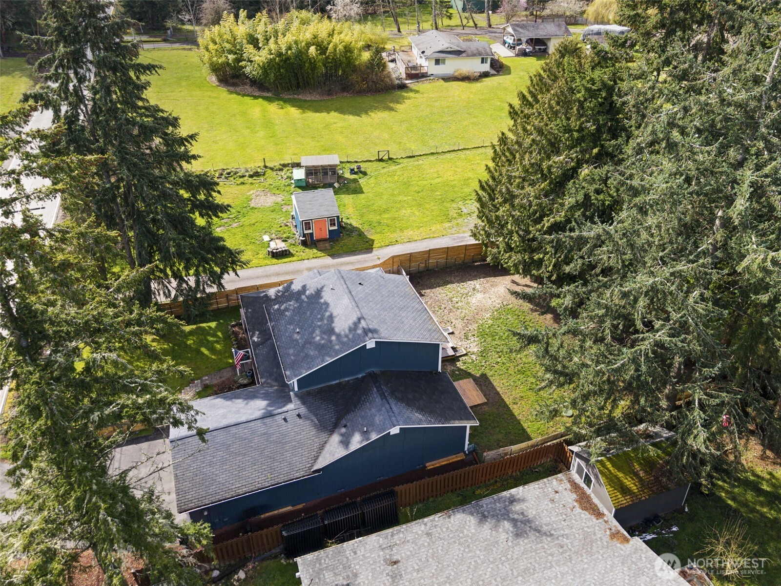 4474 Woods Road East Port Orchard, WA 98366 - Photo 5 of 34 Gallery Image 5