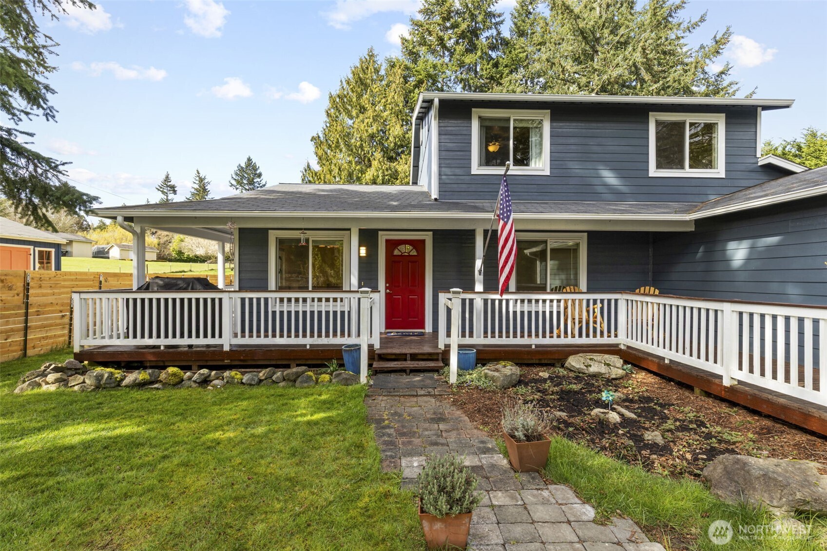 4474 Woods Road East Port Orchard, WA 98366 - Photo 8 of 34 Gallery Image 8