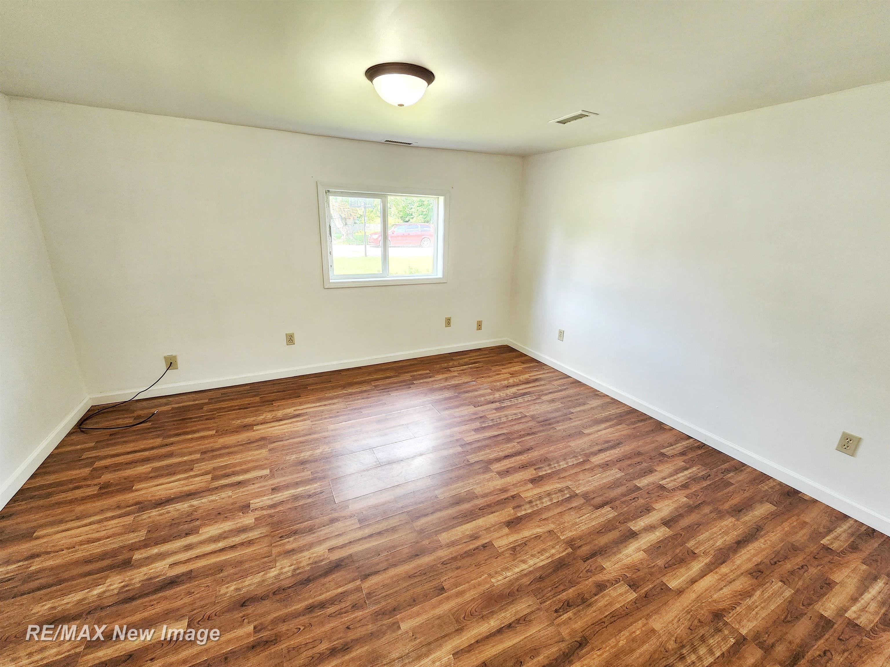 4460 South Sasse Road Hemlock, MI 48626 - Photo 11 of 22