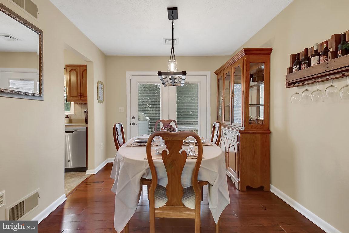 244 Sarhelm Road Harrisburg, PA 17112 - Photo 5 of 25 Gallery Image 5