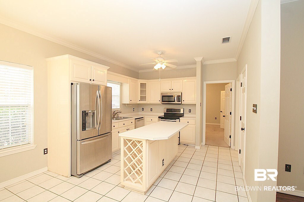 268 Ridgewood Drive Daphne, AL 36526 - Photo 4 of 31