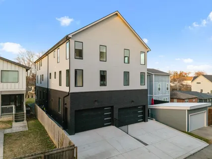 $1,850,000 | 547 B Moore Avenue, Nashville, TN 37203