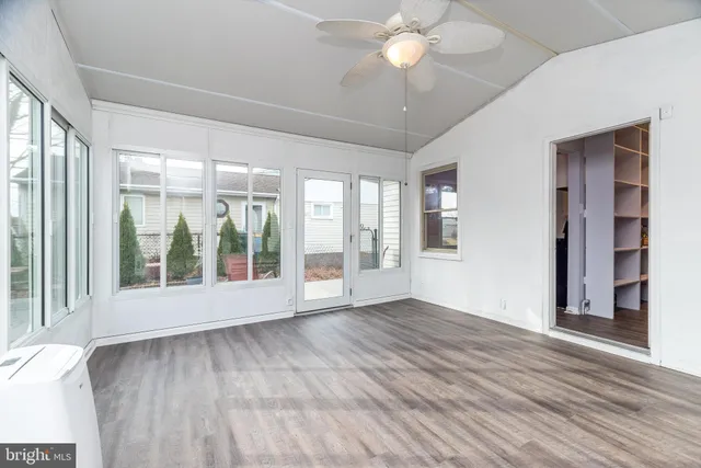 $350,000 | 1000 Stephen Avenue, Croydon, PA 19021