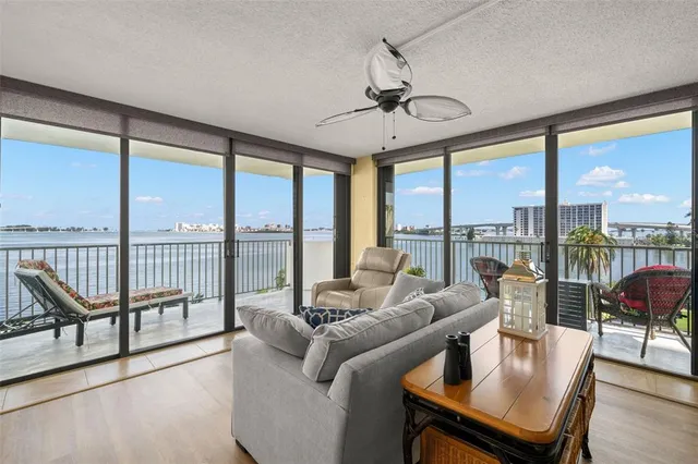 $594,000 | 80 Rogers Street, Unit 3A, Clearwater, FL 33756