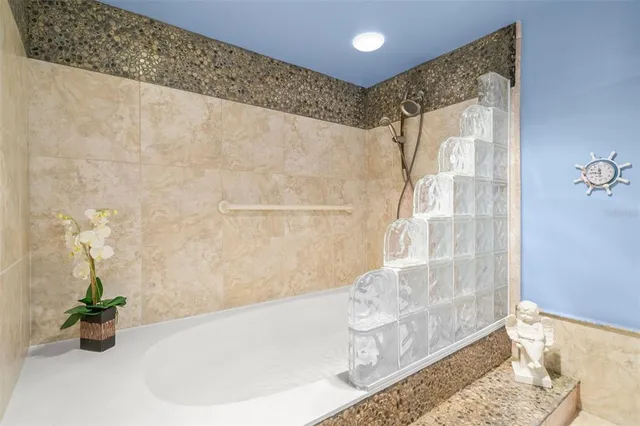 $594,000 | 80 Rogers Street, Unit 3A, Clearwater, FL 33756