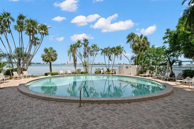 $594,000 | 80 Rogers Street, Unit 3A, Clearwater, FL 33756