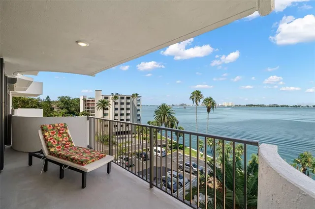 $594,000 | 80 Rogers Street, Unit 3A, Clearwater, FL 33756