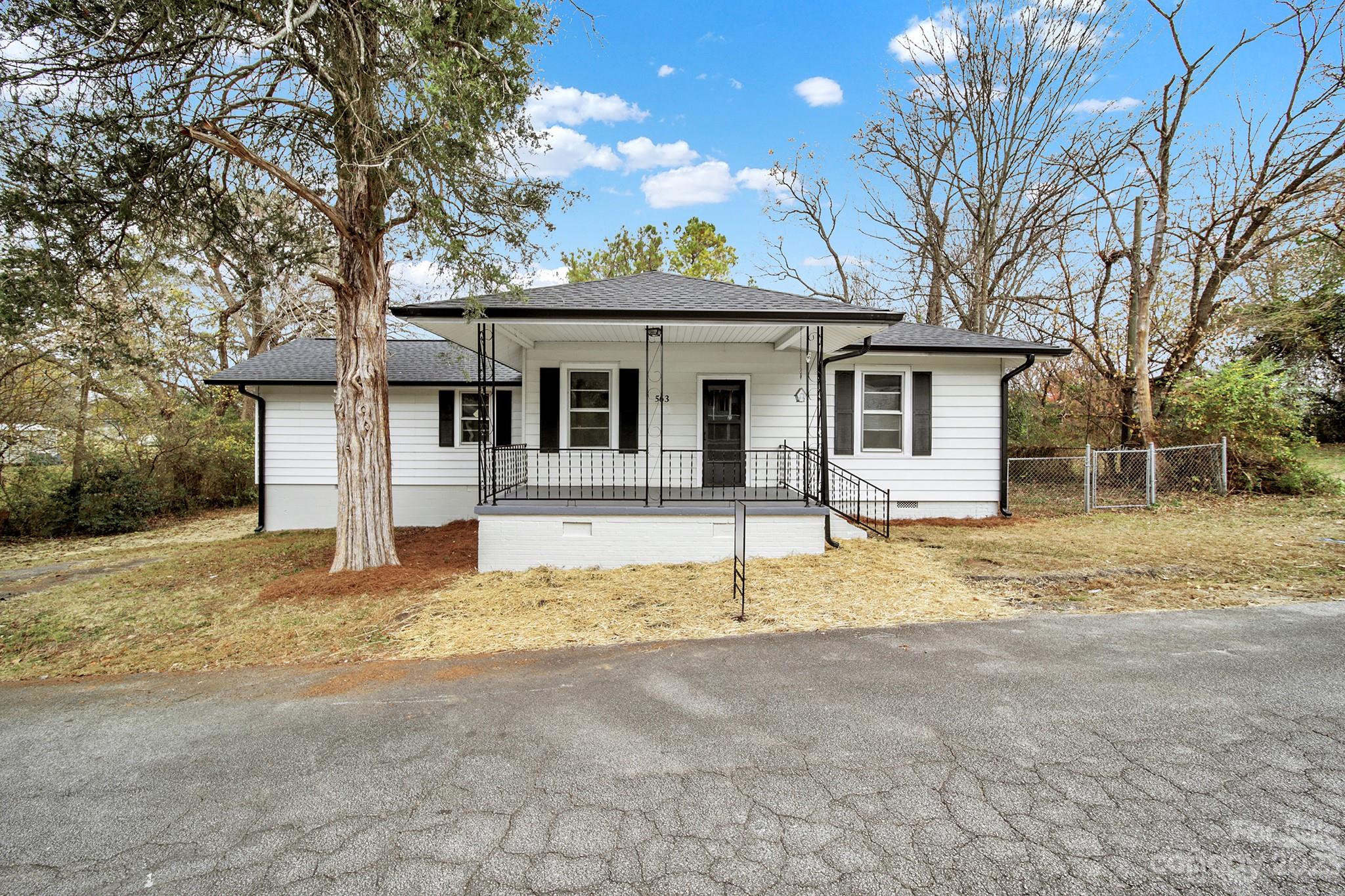 563 5th Street Chester, SC 29706 - Photo 1 of 36 Gallery Image 1