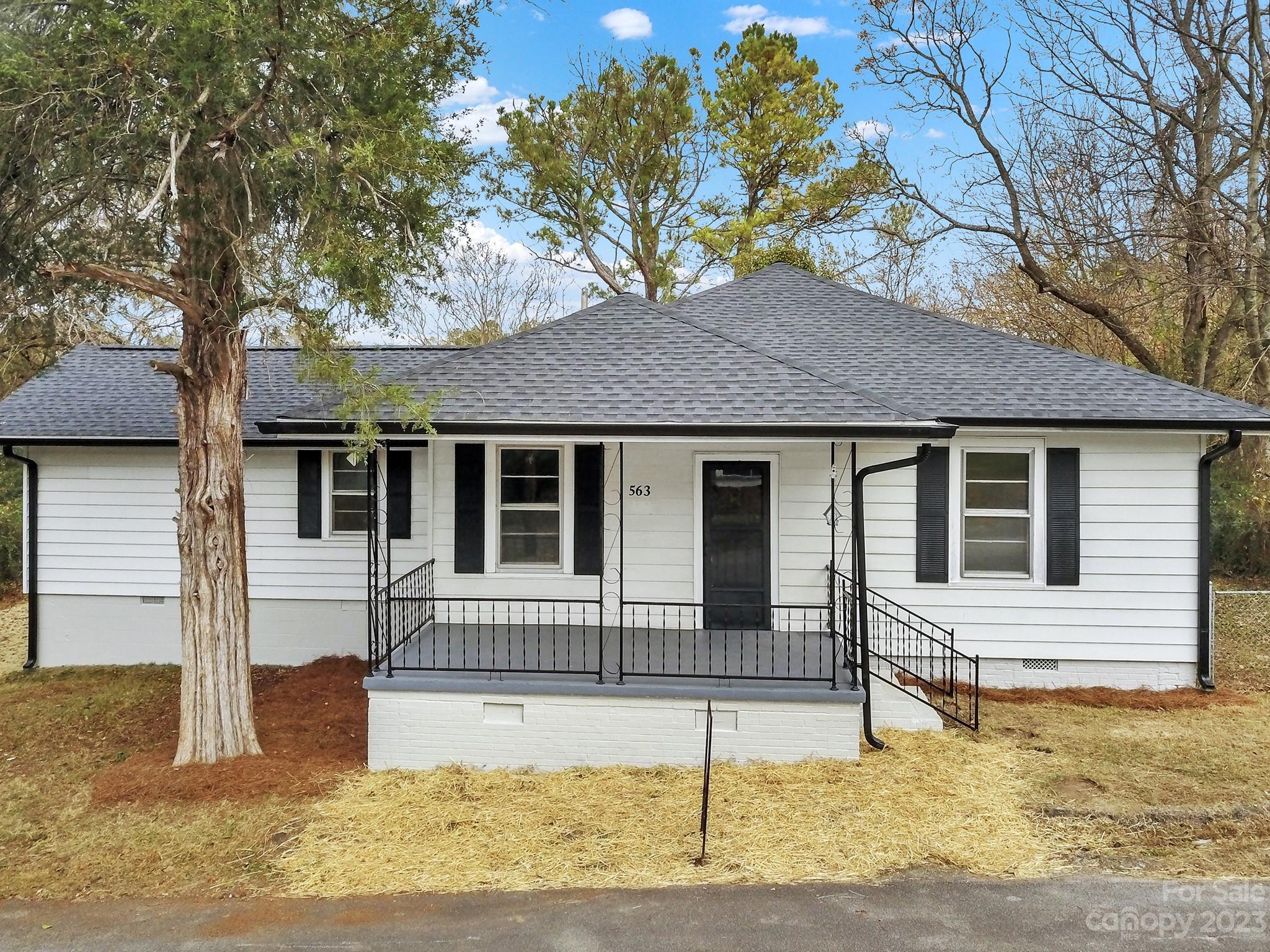 563 5th Street Chester, SC 29706 - Photo 2 of 36 Gallery Image 2