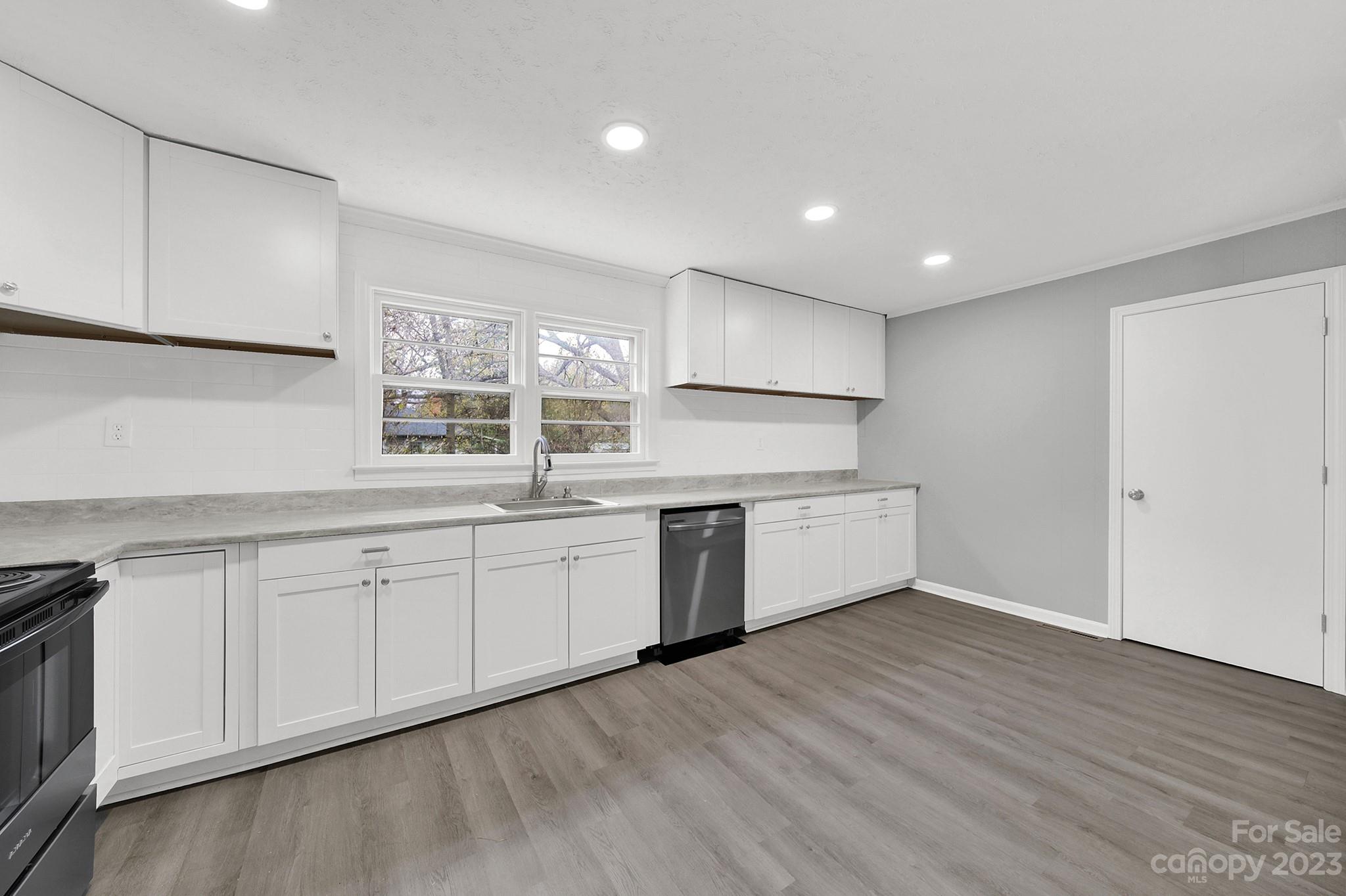 563 5th Street Chester, SC 29706 - Photo 5 of 36 Gallery Image 5