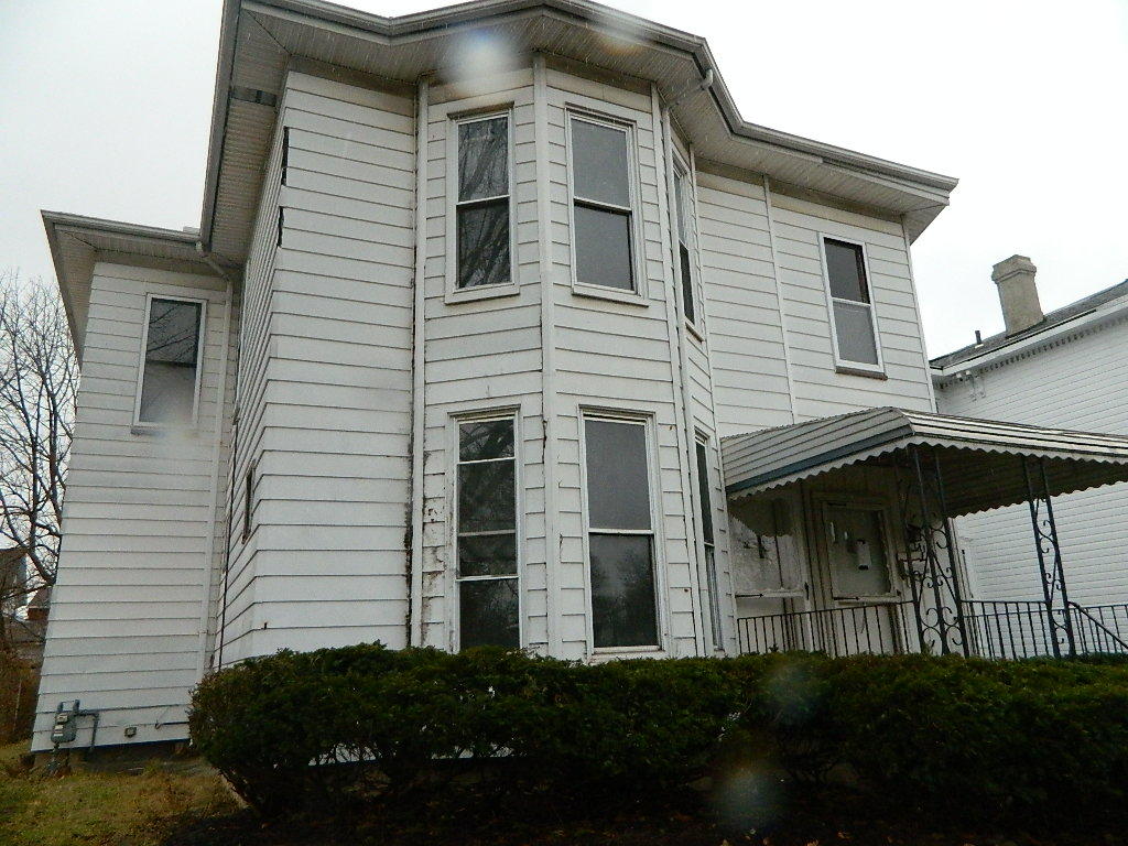 1117 South Limestone Street Springfield, OH 45506 - Photo 2 of 17