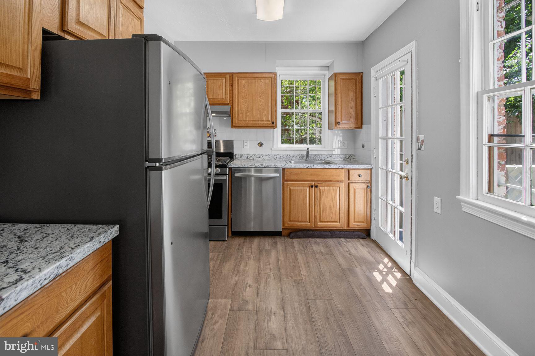 4712 Piney Branch Road Northwest Washington, DC 20011 - Photo 9 of 25